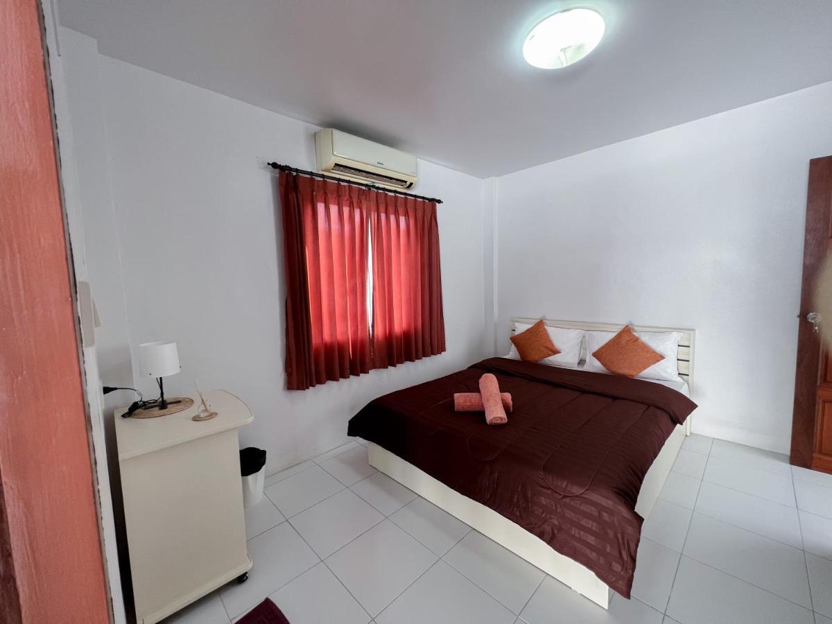 The 4 Blocks At Kata Noi Hotel Luaran gambar