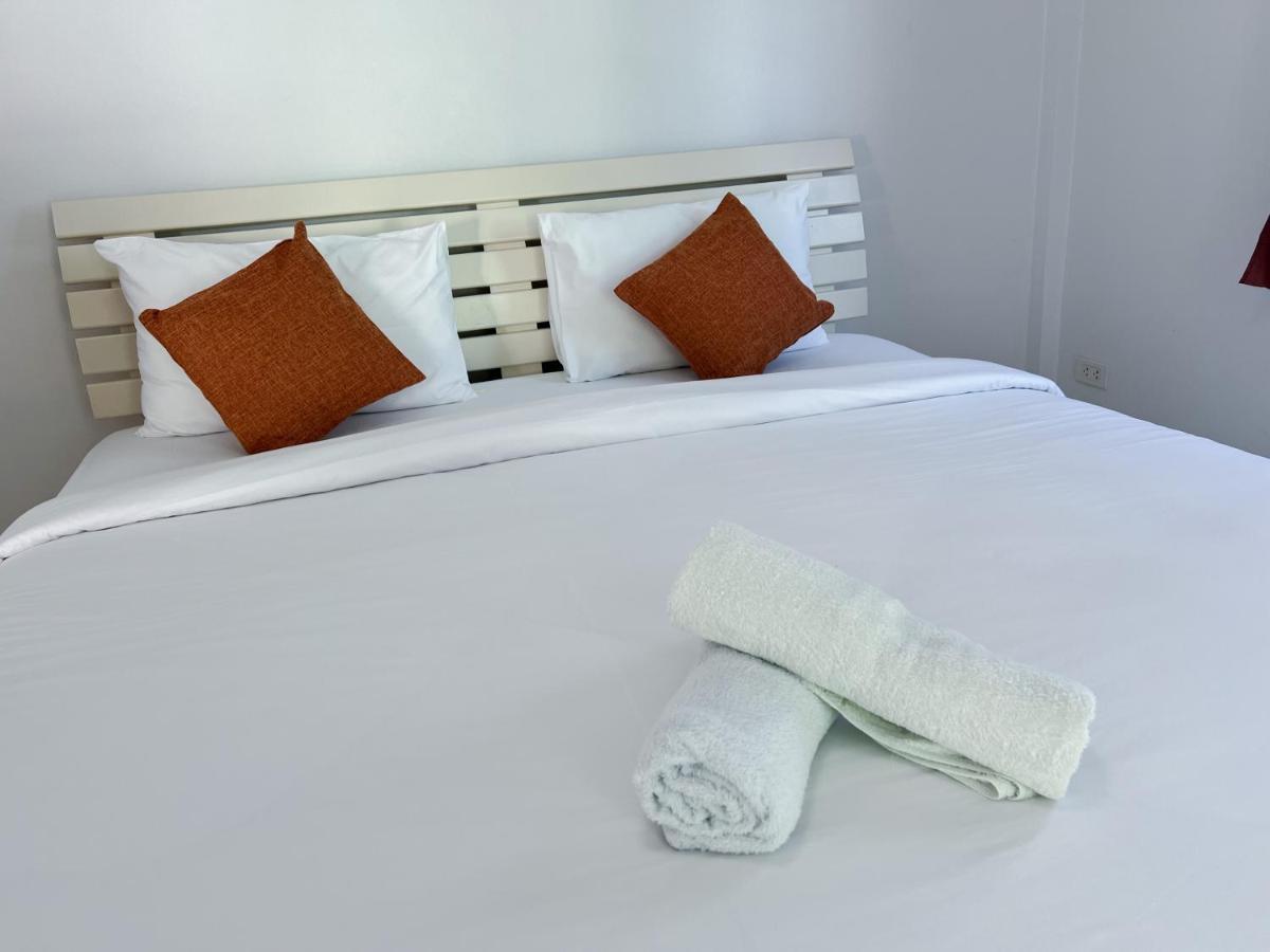 The 4 Blocks At Kata Noi Hotel Luaran gambar